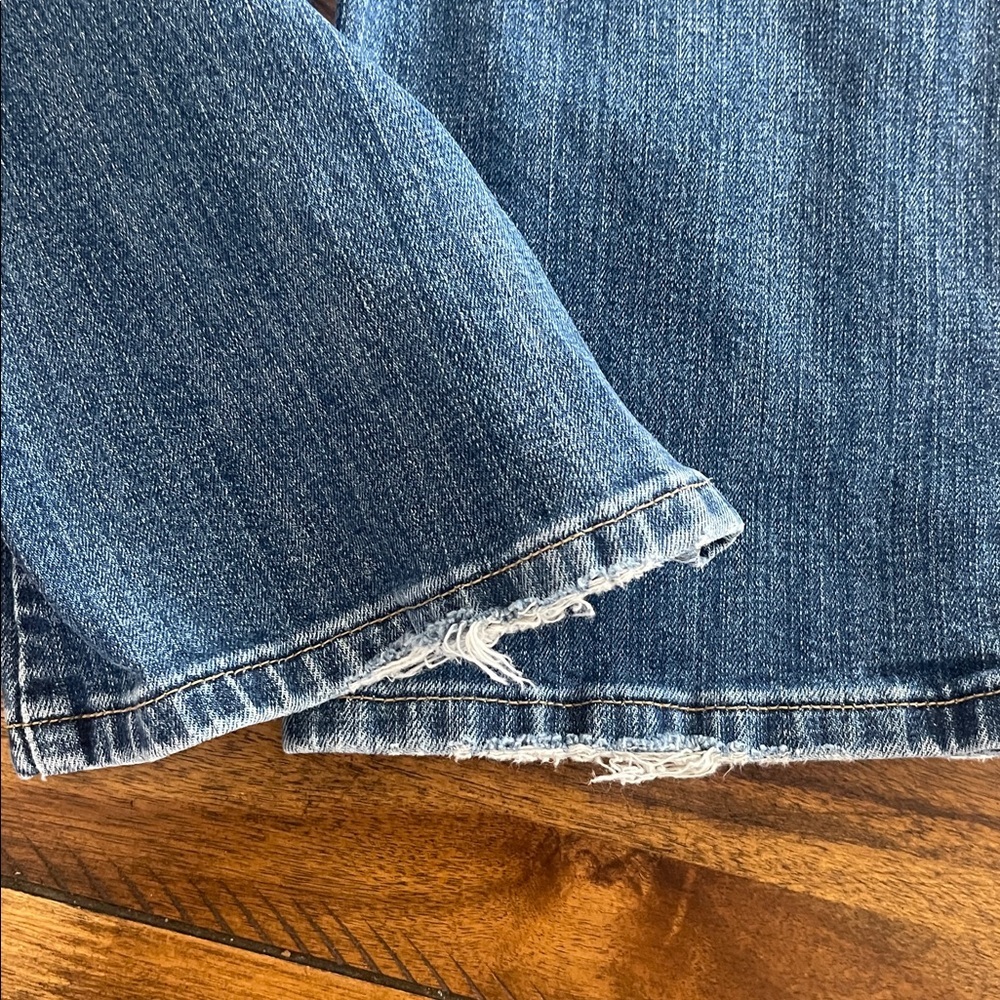 Vintage Levi’s 515 boot cut blue denim jeans size 8 short mid rise distressed 8p - Picture 6 of 16